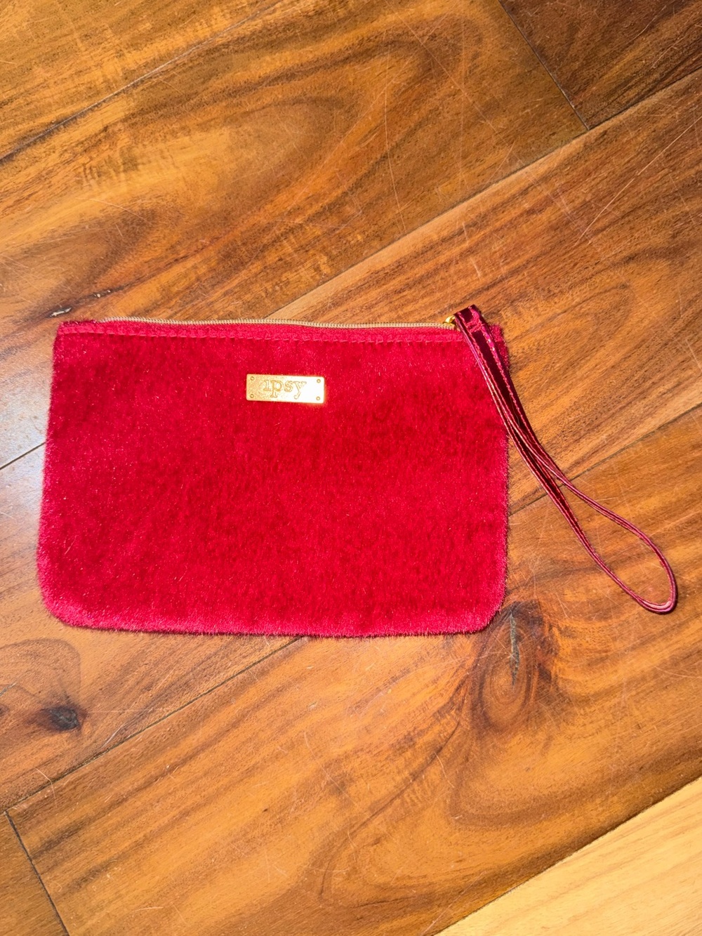 Ipsy 2016 Red Faux Fur Wristlet Glam Bag